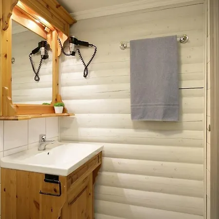 Med Tilgang Til Badebasseng * Bjorli